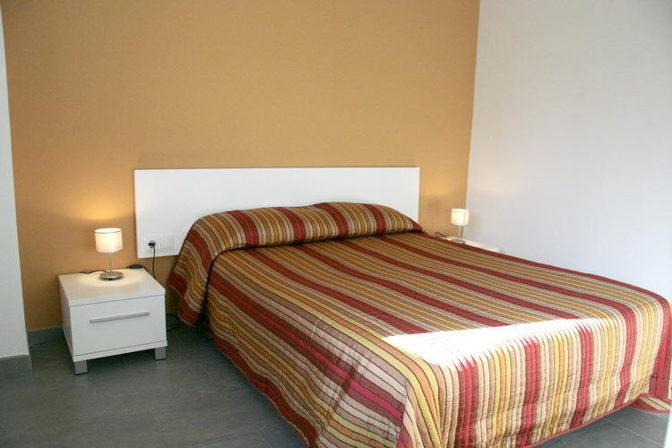 Carmelita Aparthotel Sant Privat de Bas Room photo